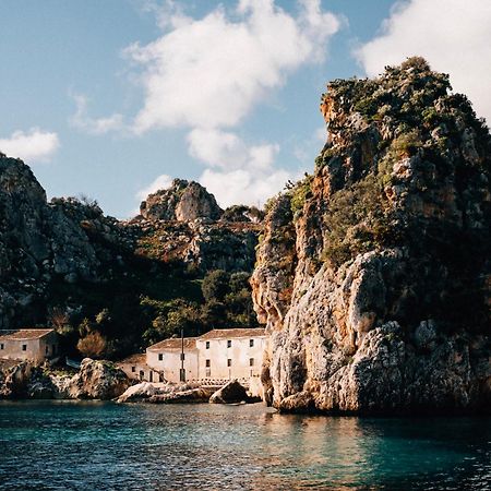 Вилла Tonnara Di Scopello Кастелламмаре-дель-Голфо Экстерьер фото